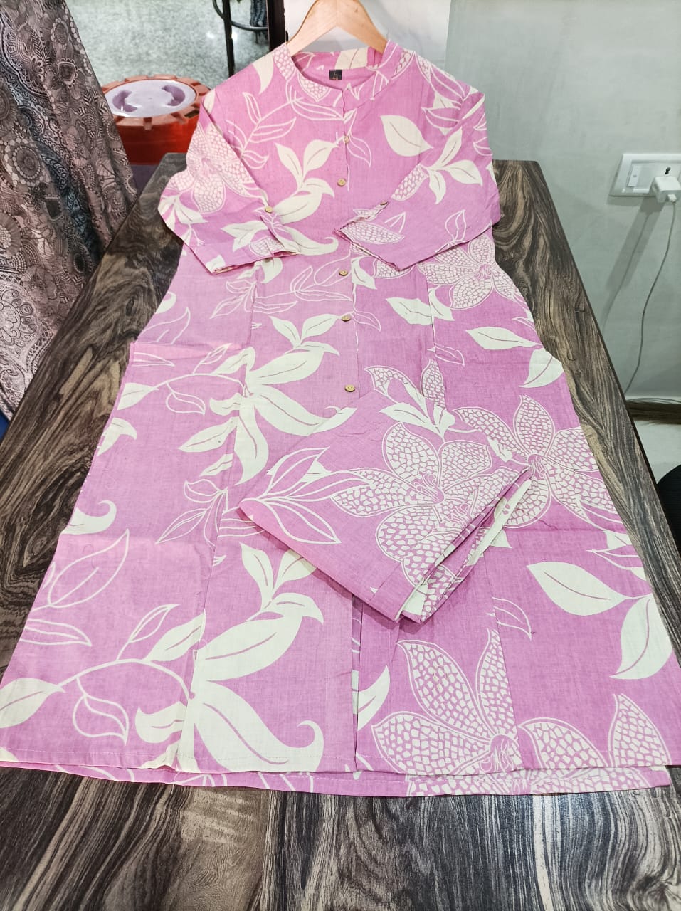 Women Printed Kurta Set
